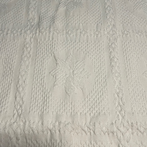 L.L. Bean Bedding Vintage Mattlasse Coverlet White Twin Ll Bean